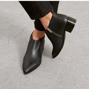 NWOT Everlane Shoes Everlane Black Leather The Boss Boot